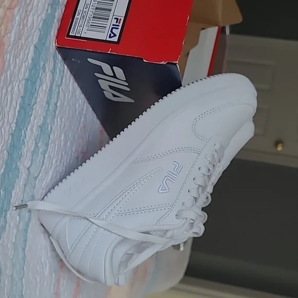 Fila brand new white sneakers - Picture 9 of 9